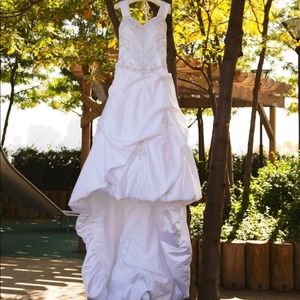 Wedding dress